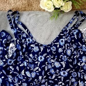 Torrid criss cross tank top